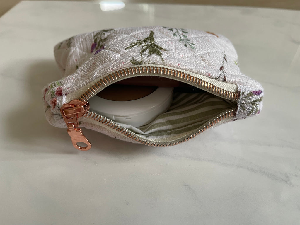 Wild Flower/Green - Pouch