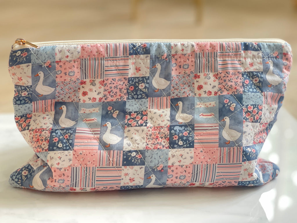 Goose Pouch - Medium