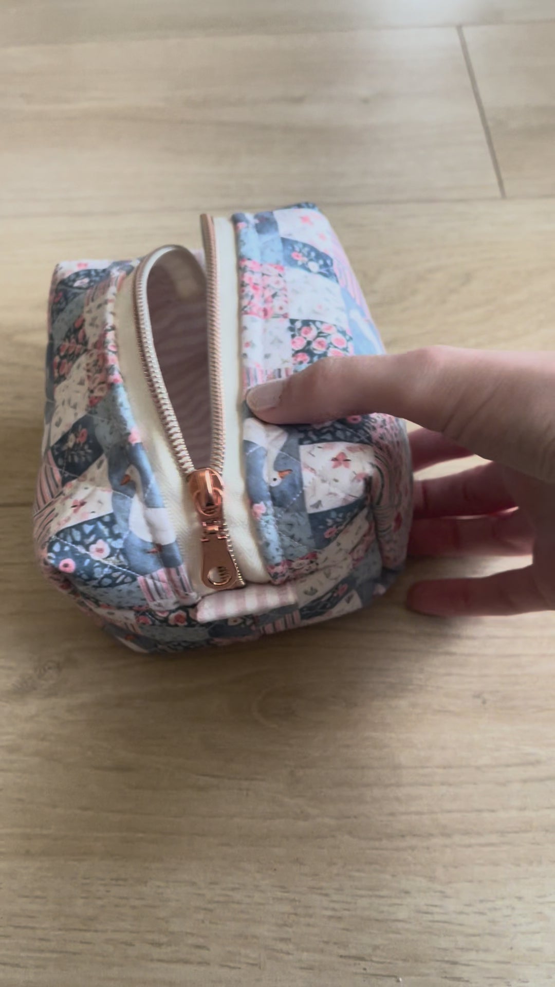 Goose Makeup Bag - Small